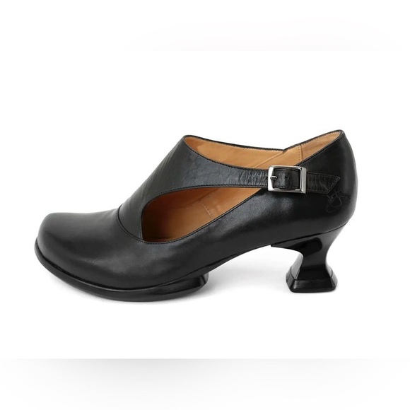 John Fluevog Gracias Side Buckle Shoes w/ Cutout - Picture 3 of 16